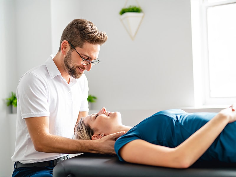 15 Benefici della poltrona massaggiante che ti miglioreranno la vita